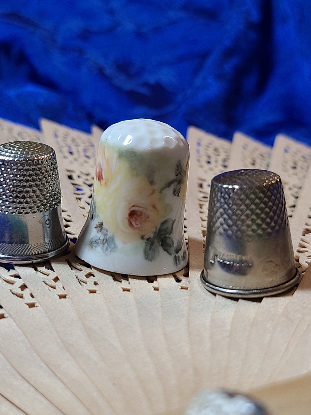 Vintage Porcelain Thimble with Yellow Rose Motif
